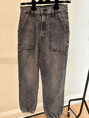 Women’s Grey Washed Denim Jogger Jeans